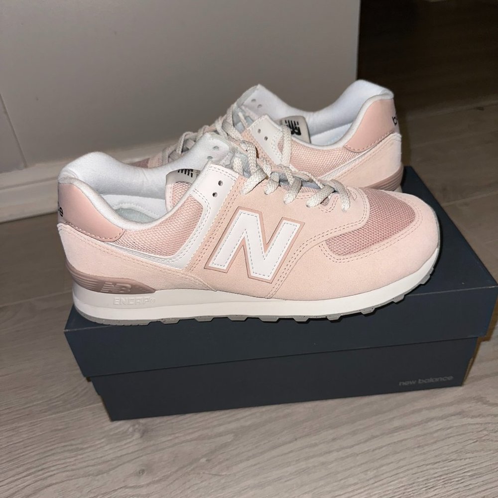 Brand New in Box, New Blanace 574 light pink US size 9.5 (fit like a NB 10)